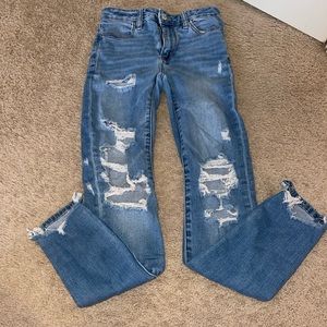 American Eagle light wash jeans
